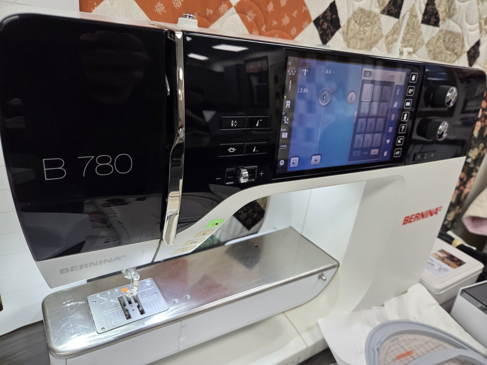 Bernina B 780 Sew/Quilt/Embroidery Machine! Professionally Serviced!