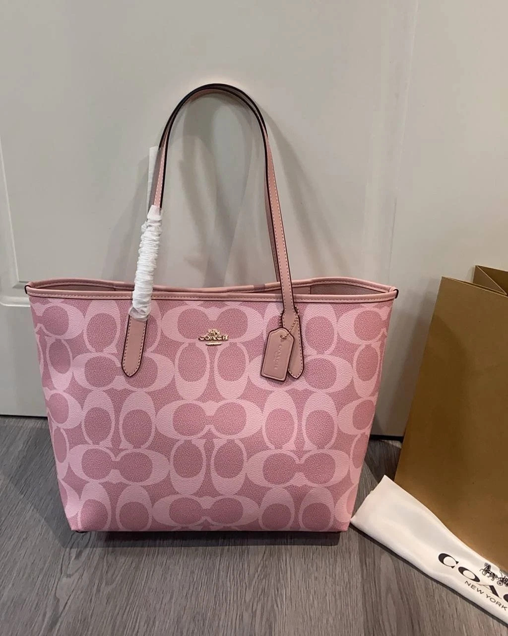 COACH City Tote Bag Signature Canvas Powder Pink CAL49 Outlet NEW