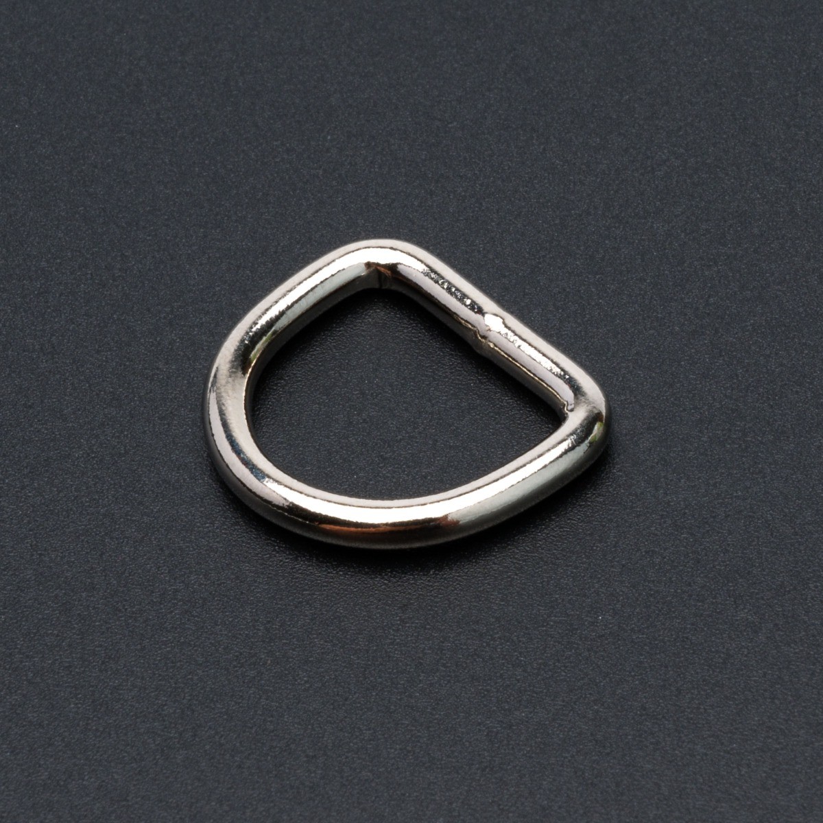 Country Brook Design® 5/8 Inch Nickel Plated Welded D-Rings, 10 Pack