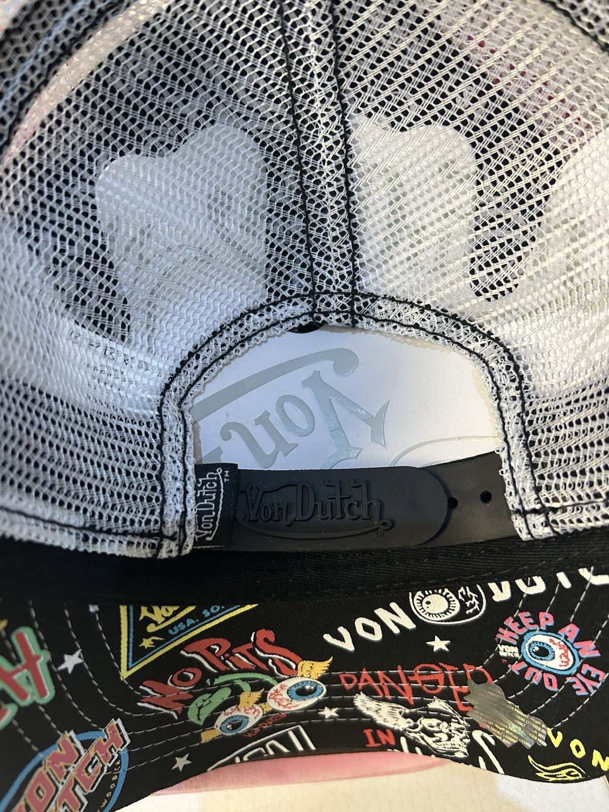 Von Dutch Jax Black Trucker Cap 🧢🔥