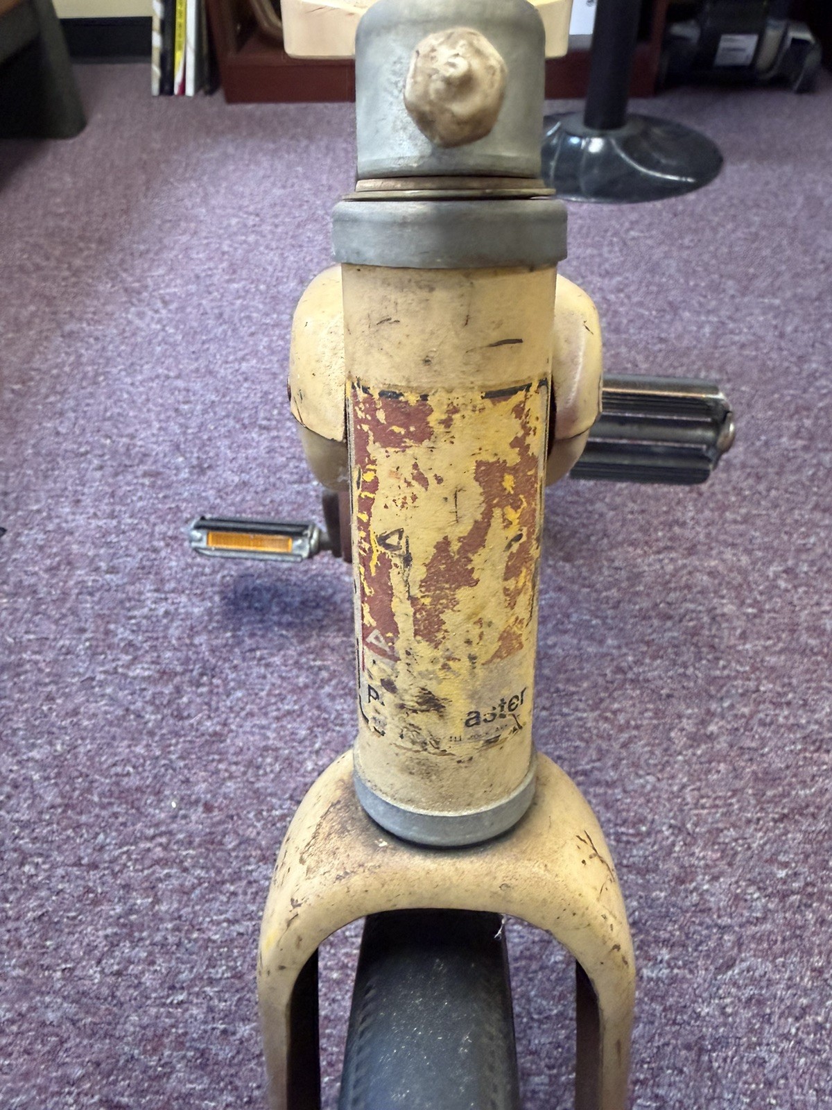 Vintage Roadmaster Bicycle - 50's or 60's ???