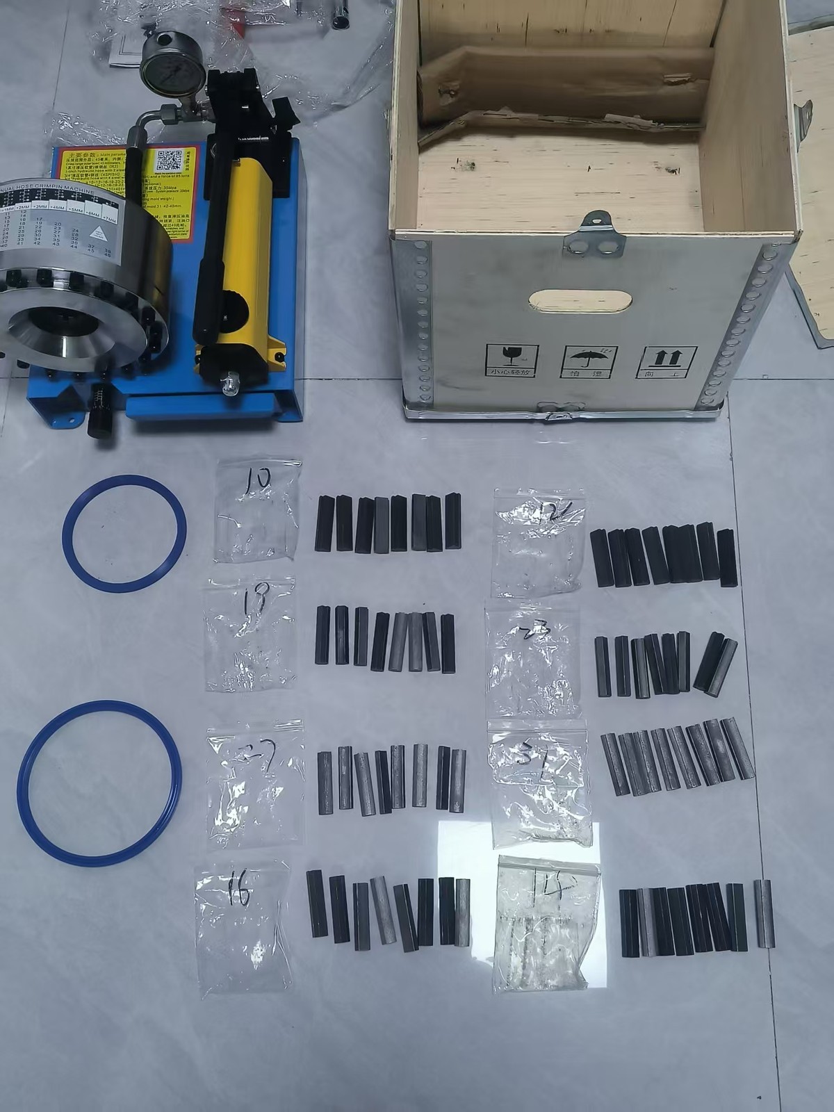 Hydraulic Hose Crimper Pipe Clamping Machine With 8 Sets Dies 10mm-30mm 5600KN