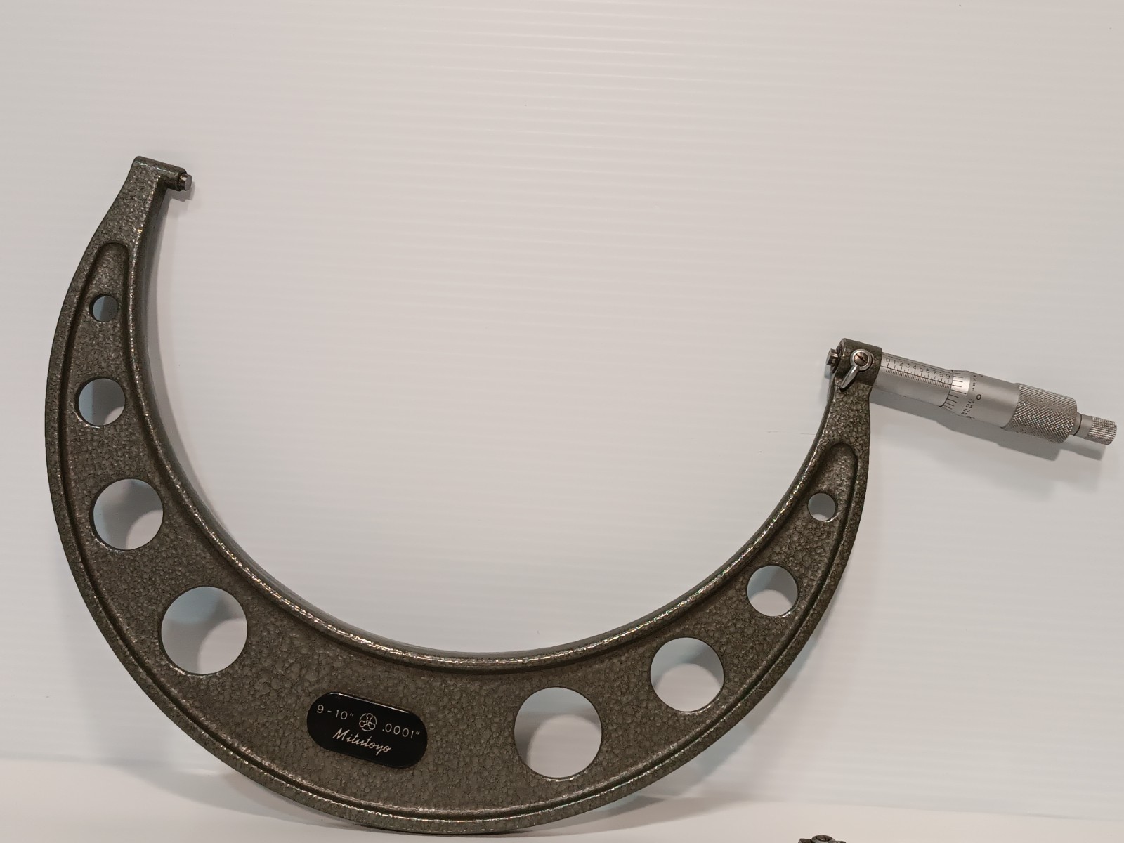 Mitutoyo Outside Micrometer Set, 6 Sizes, 5" - 11" Overall Range, .0001" Grad