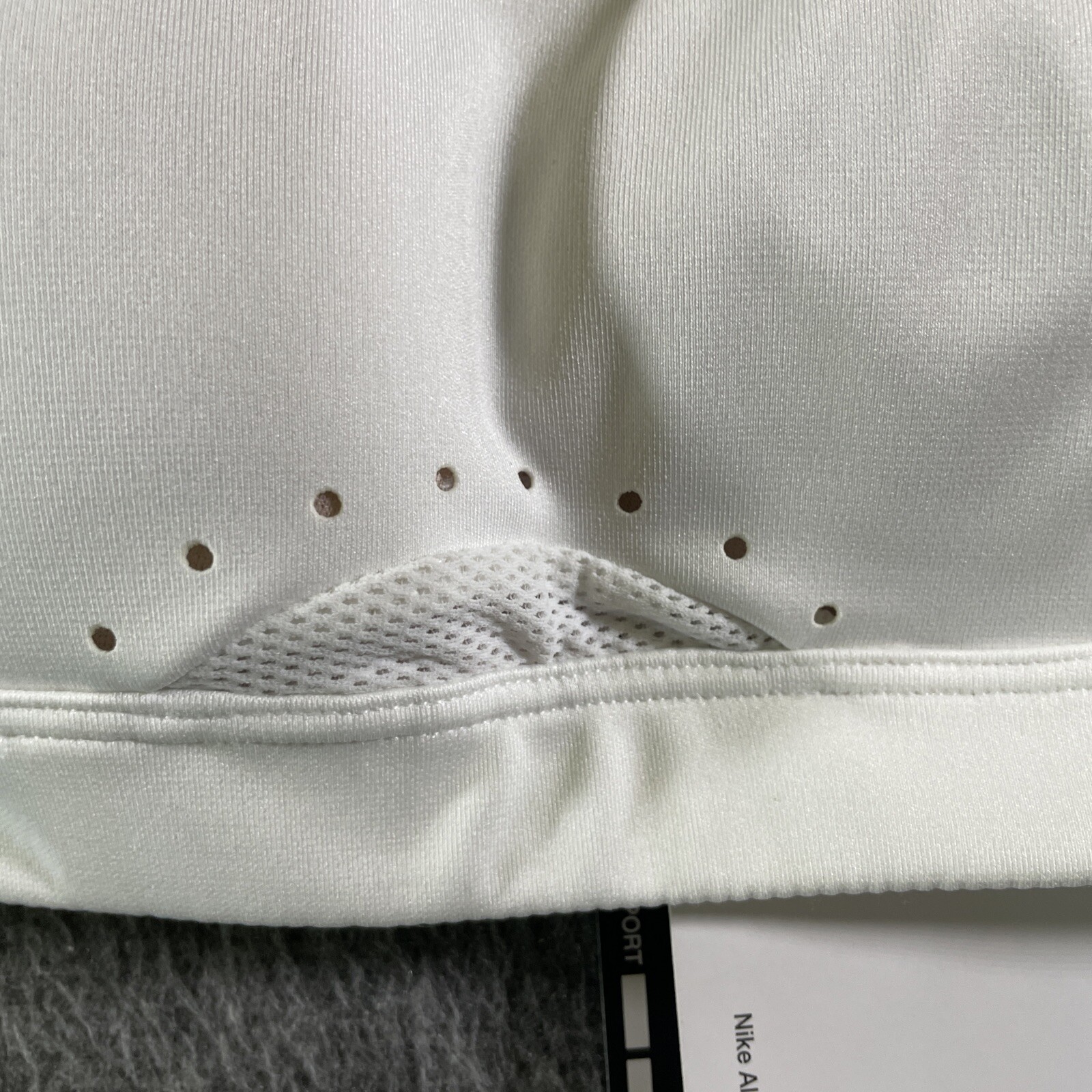 NEW! Nike XS (A-C) Women's Alpha High Support Sports/Yoga Bra-White DD0430-100