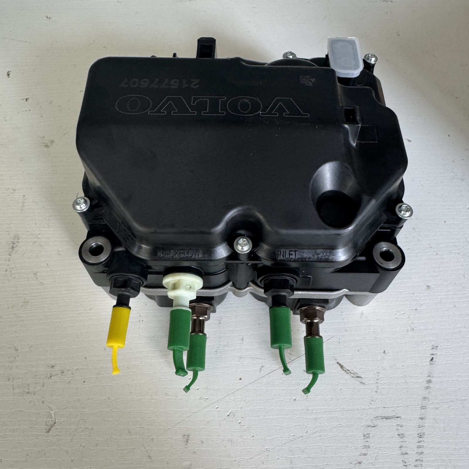 DEF PUMP FOR VOLVO MACK 12V D13 21577507 21577511 21332701 23753845 85003864