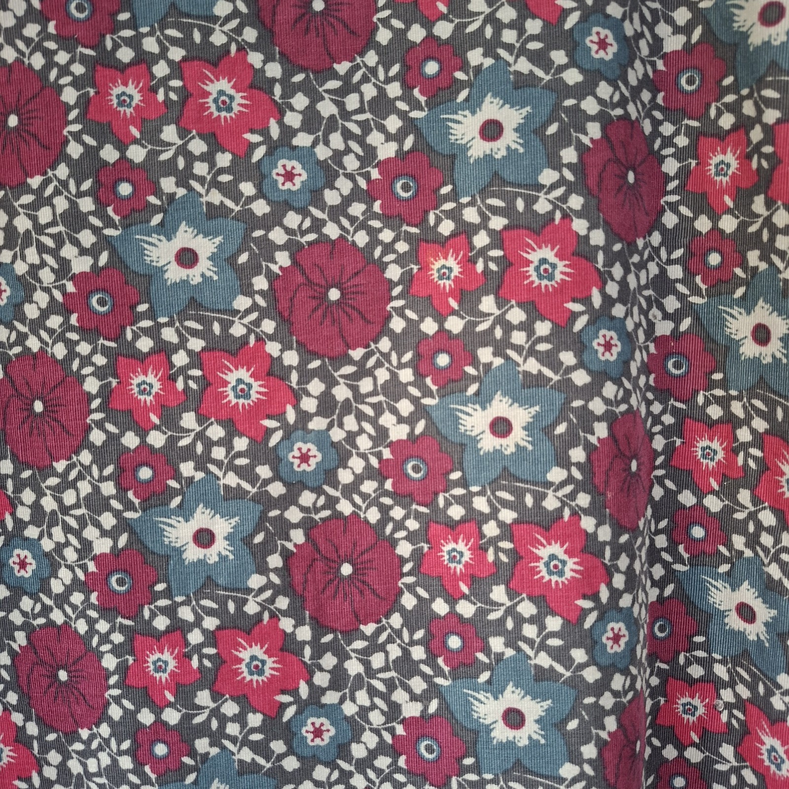 Seasalt Cornwall White Sands ladies Needlecord Skirt Size 10 Vgc Pink/teal/Grey