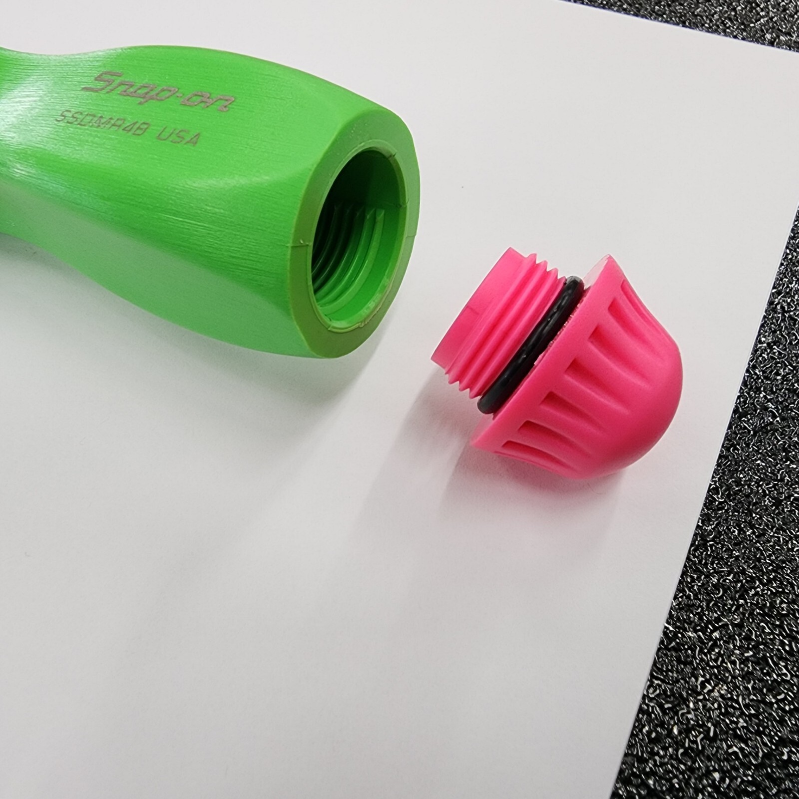 Snap-on Tools USA RARE GREEN & PINK Ratcheting Screwdriver w/Bits SSDMR4B