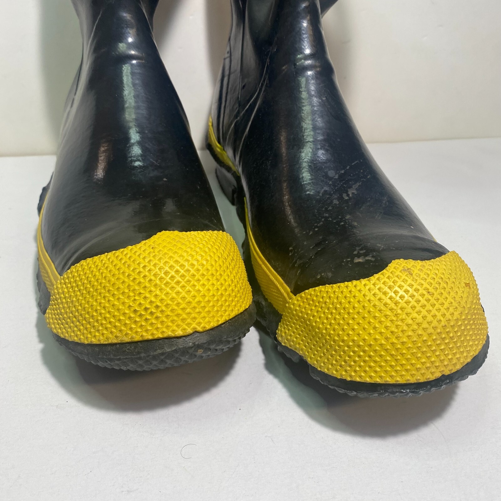 Ranger Rubber Co Firemaster Steel Midsole Boots Size 10 12" High USA