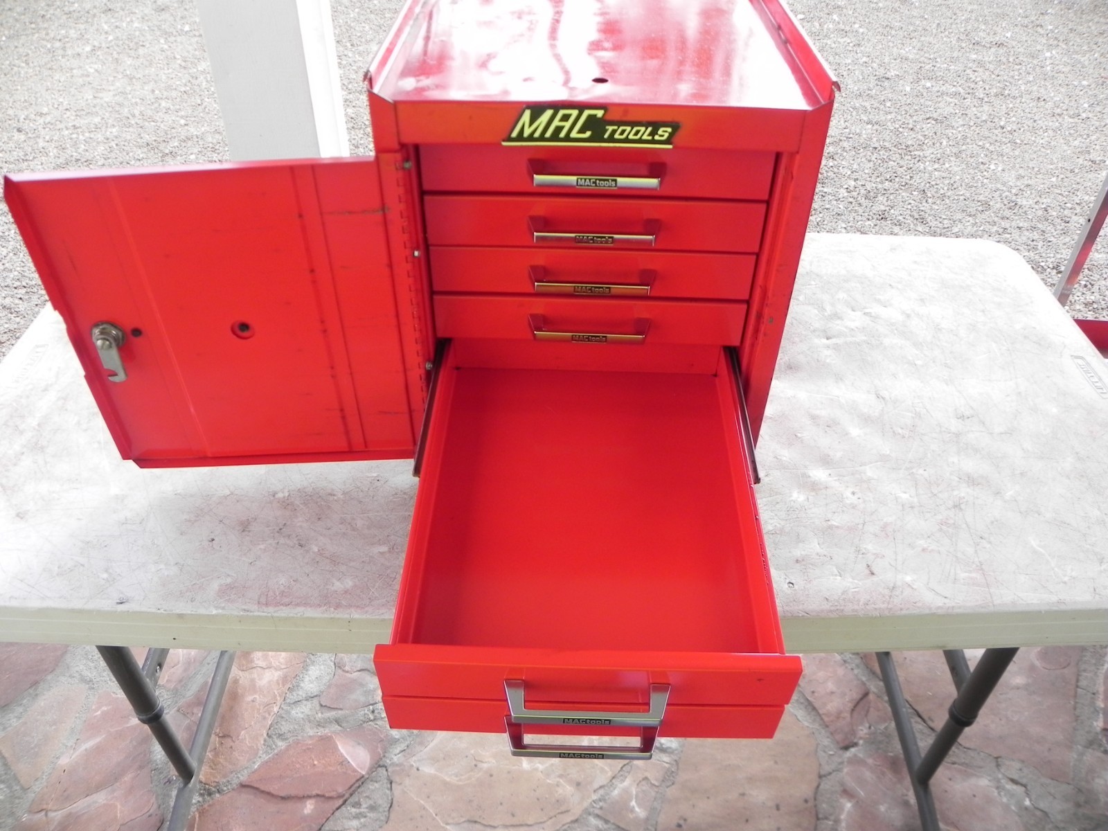 Vintage Mac Tools MB302 H3 6 Drawer Mini Side Cabinet Red USA 2 Keys (NICE)