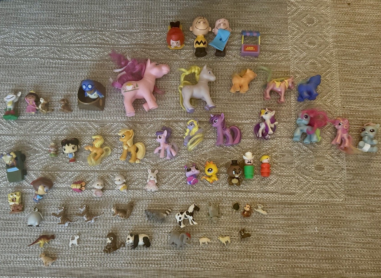Mixed Lot of Small Toy Figures