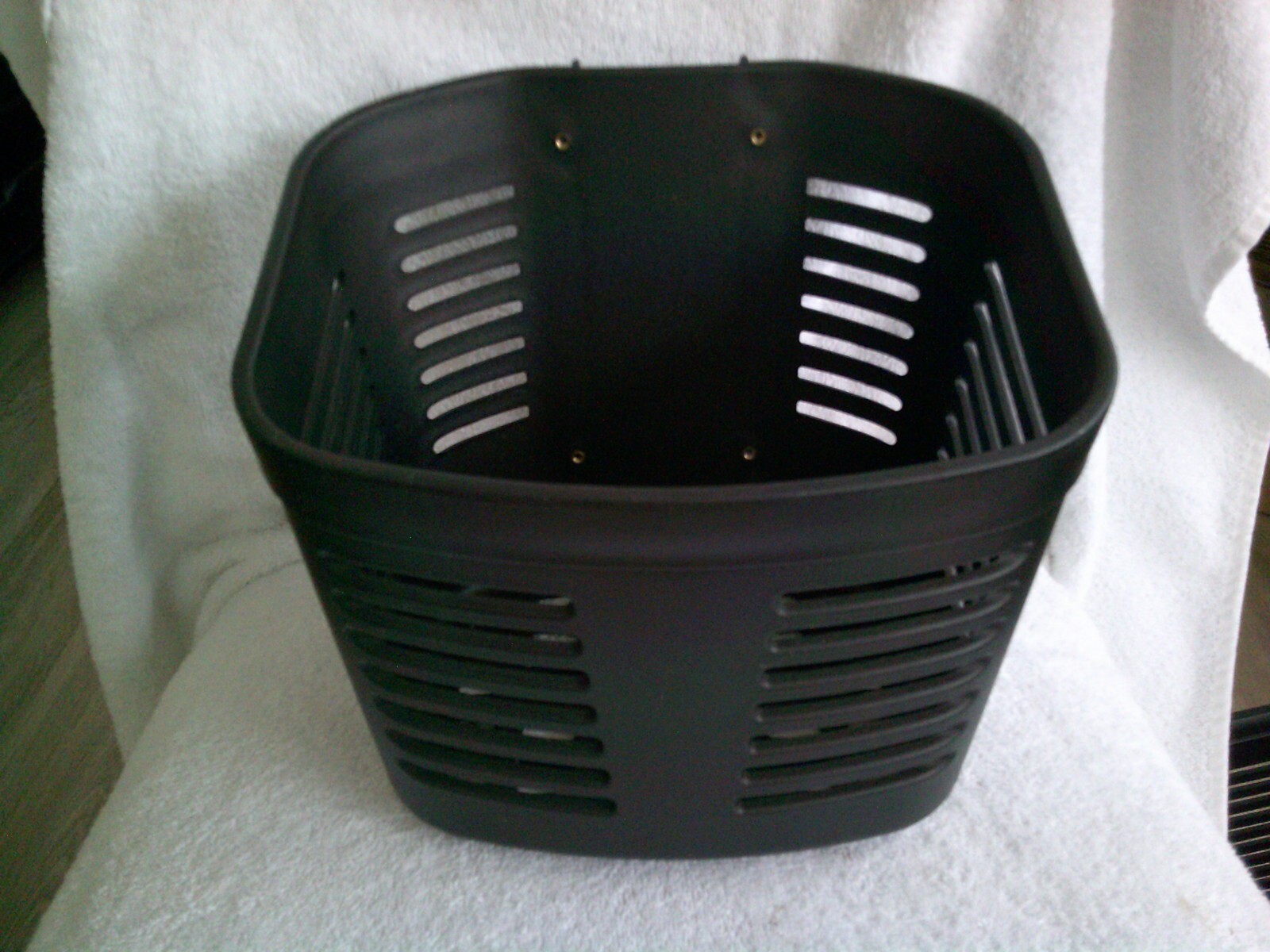 Pride Go-Go Small Front Basket (Bracket not included) #5077