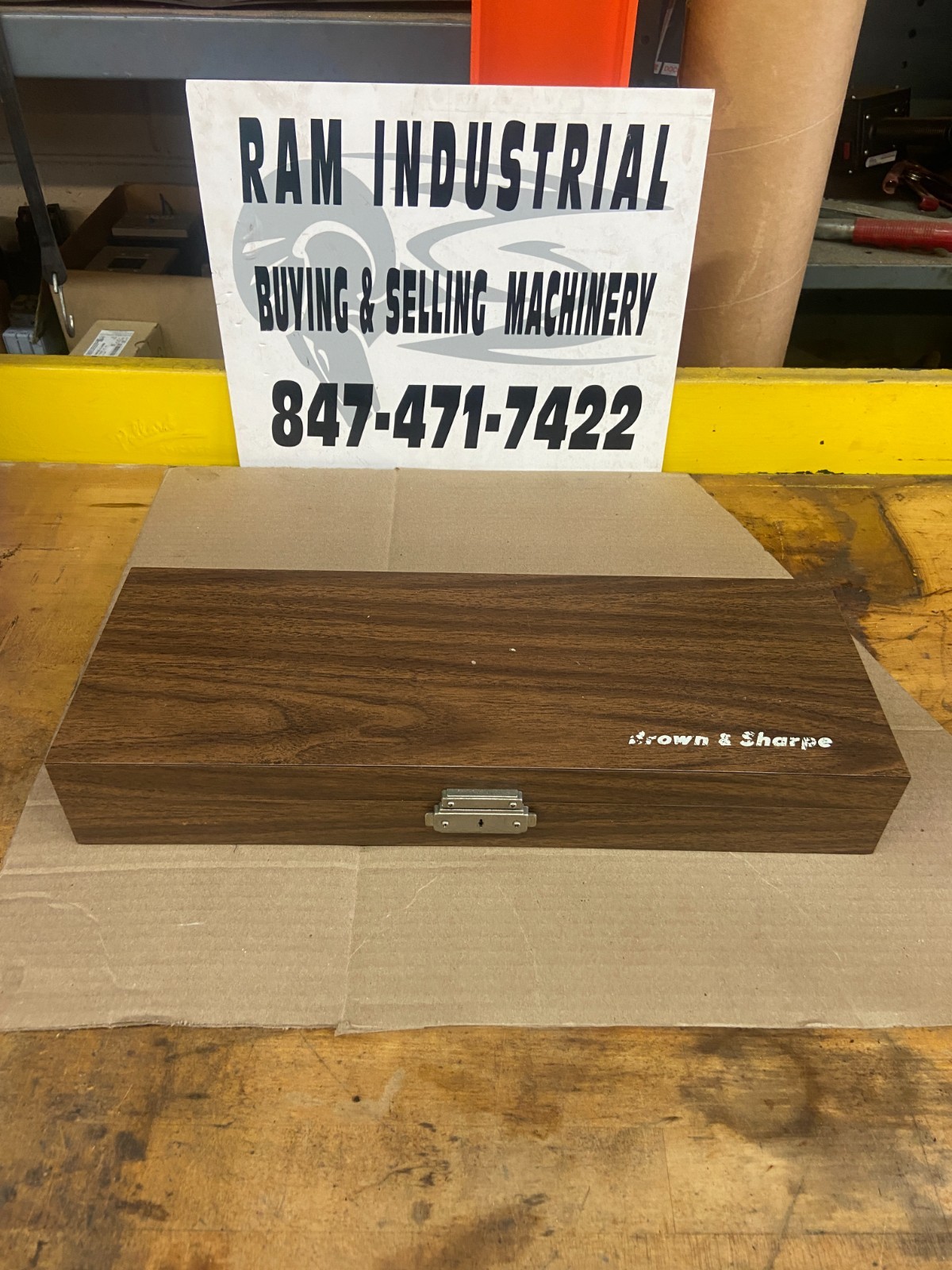 BROWN AND SHARPE 81 PC GAGE BLOCK SET .05-4.00