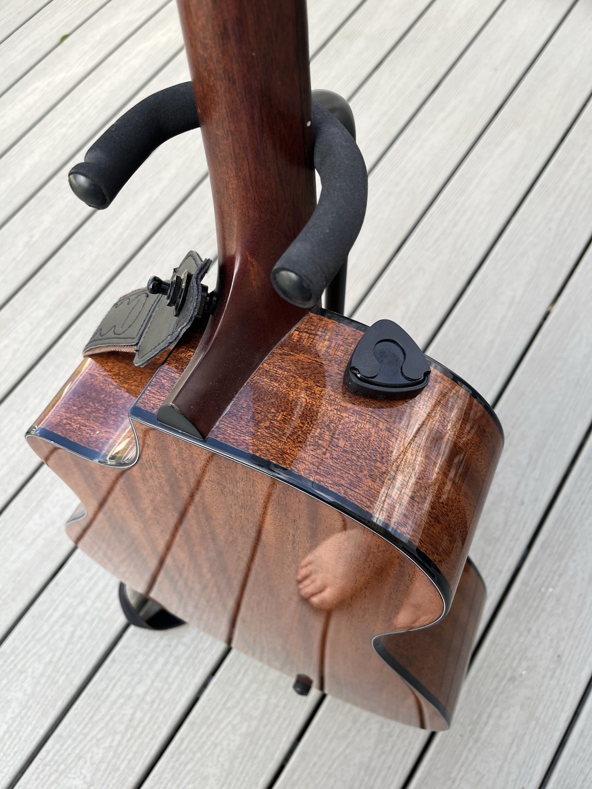 Breedlove concerto copper CE- all solid woods!