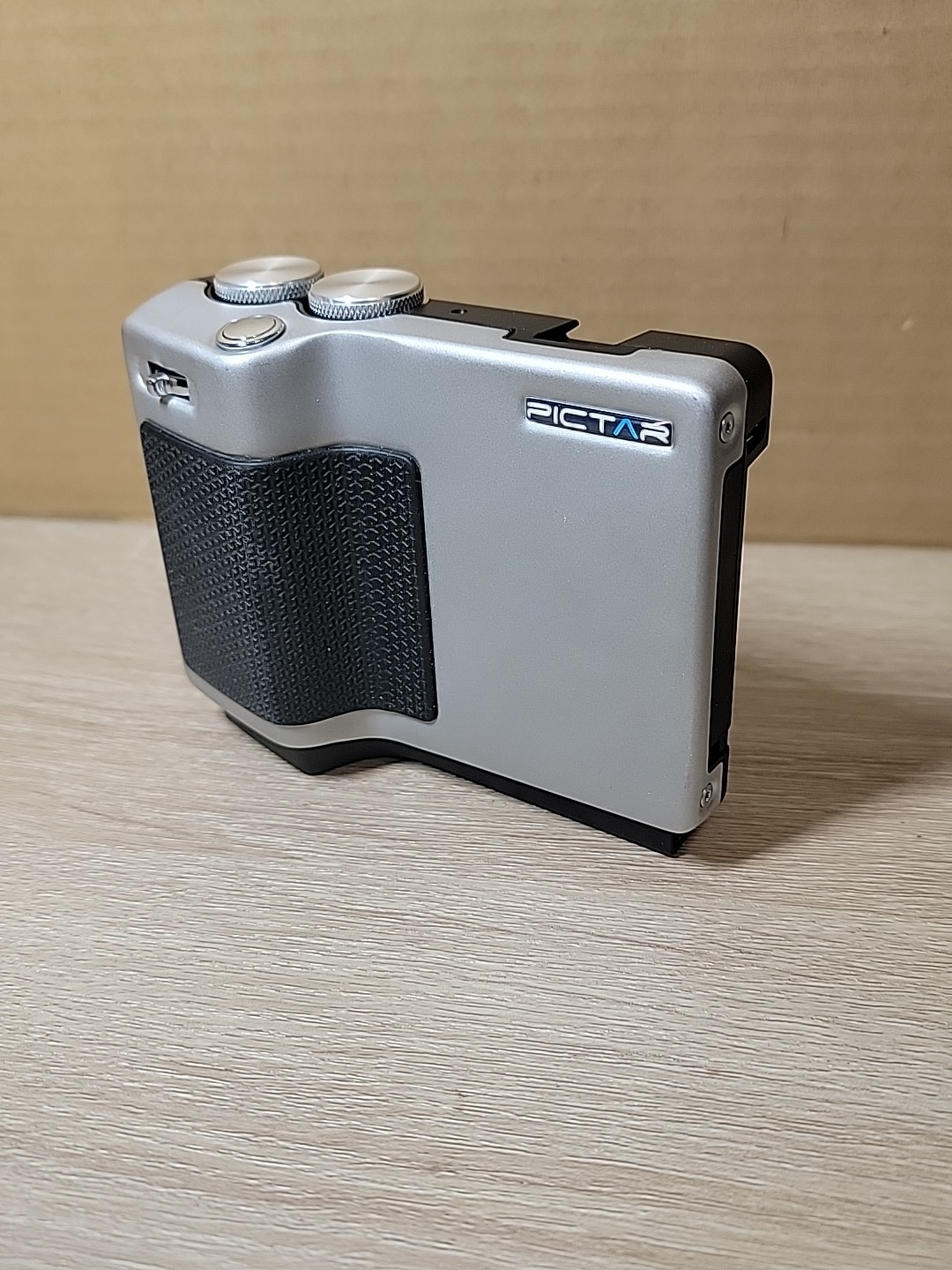 Pictar Pro Charge Smartphone Camera Grip. Used. (Grip Only) Free Shipping.