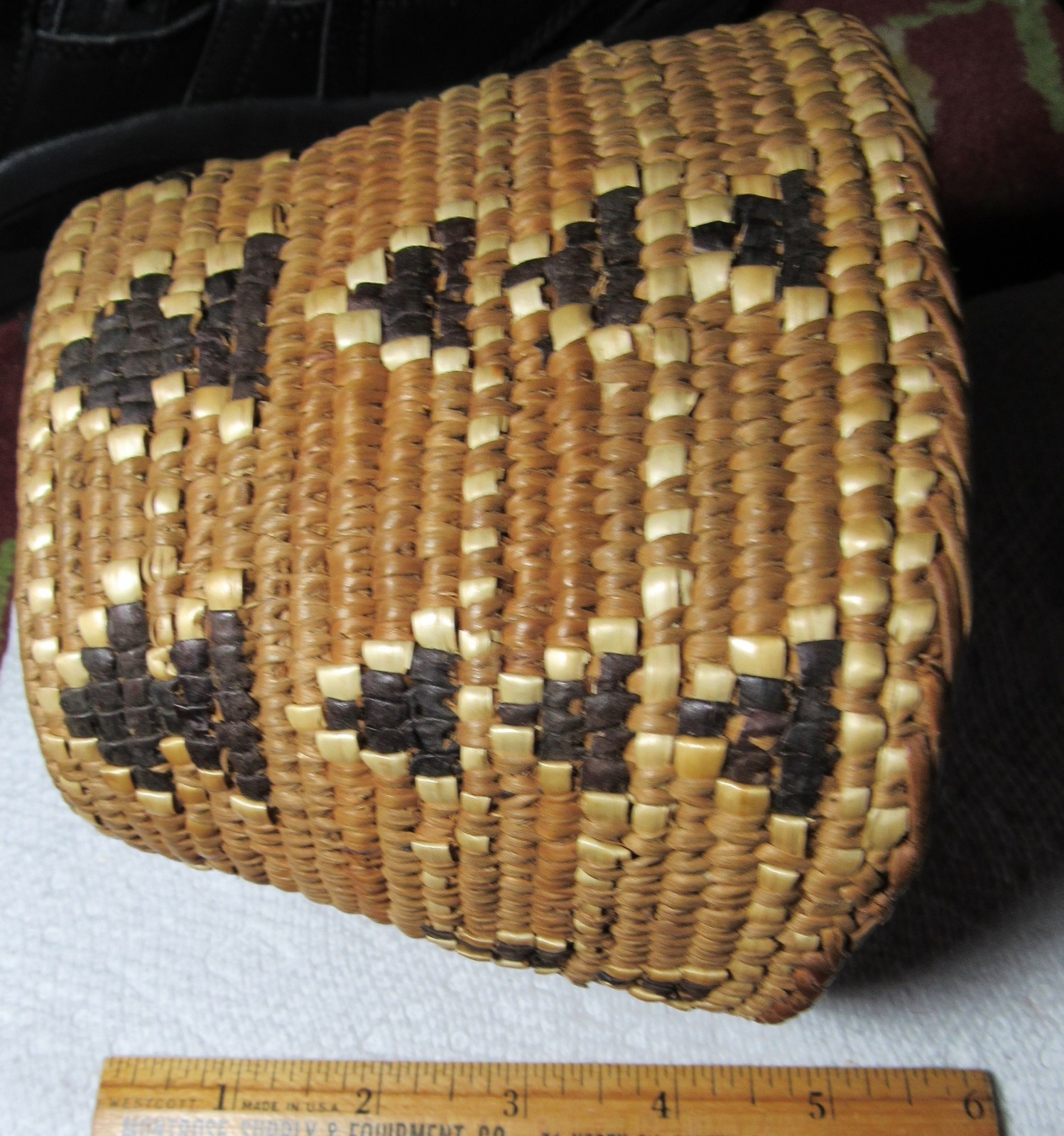 KLICKITAT PLATEAU INDIAN TREASURE IMBRICATED MOUNTAIN BASKET HAT NATIVE AMERICAN
