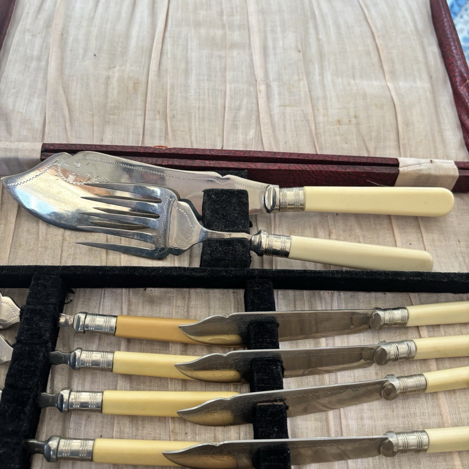 Sheffield Bakelite Stainless Steel 14 Piece Fork Knife Serving Set Original Case