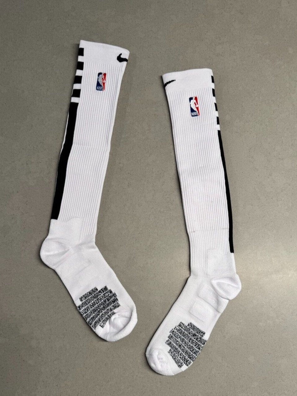 Nike NBA Authentics - White & Black - Knee Highs/Scrunchies