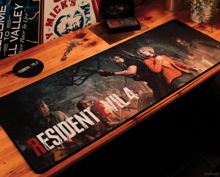 Resident Evil 4 XL Desk Pad and Coaster Set Official Collectibles