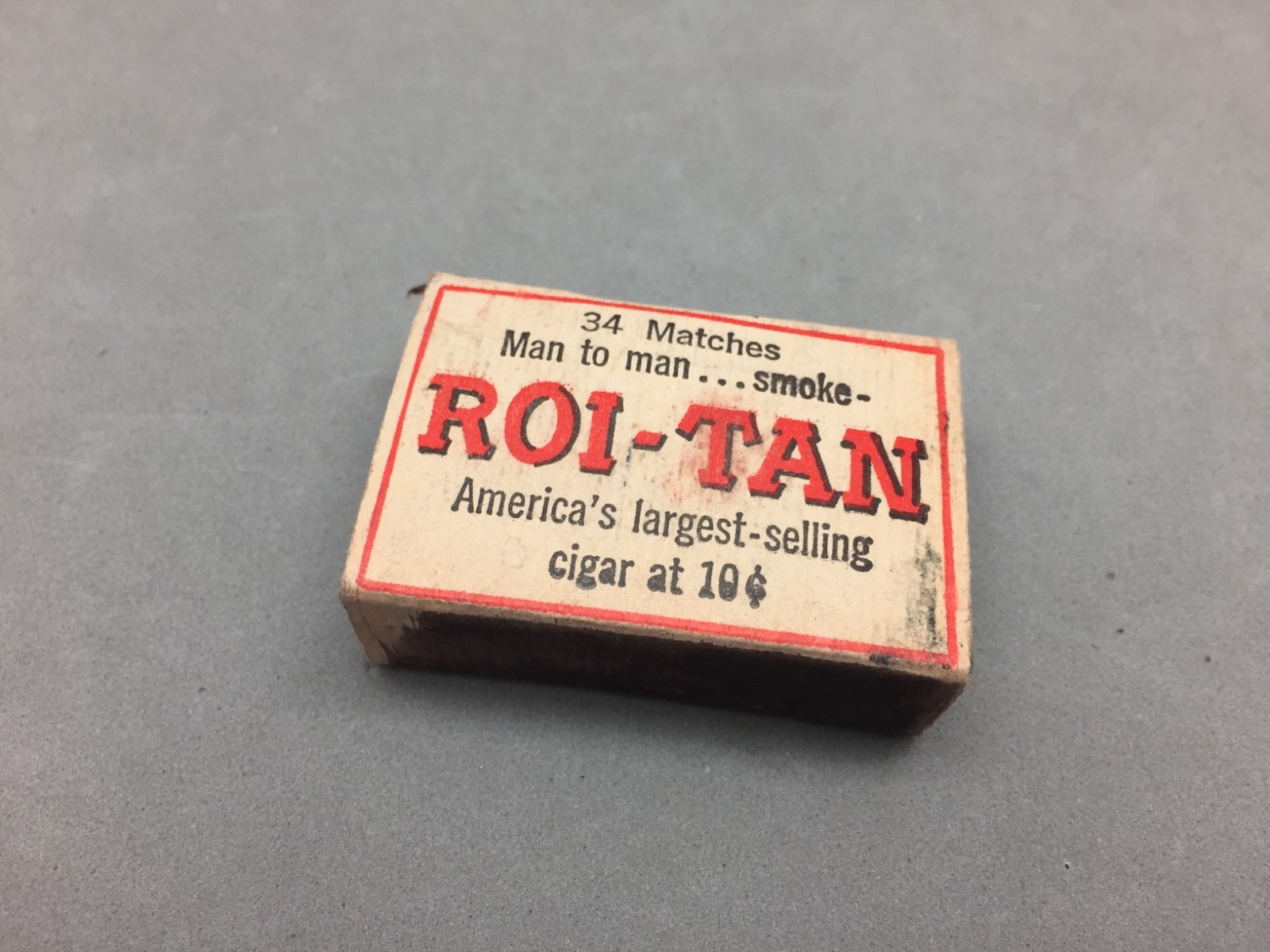 Vintage Matchbook Matchbox Roi-Tan Cigar Man to Man Smoke Wood Stick Matches
