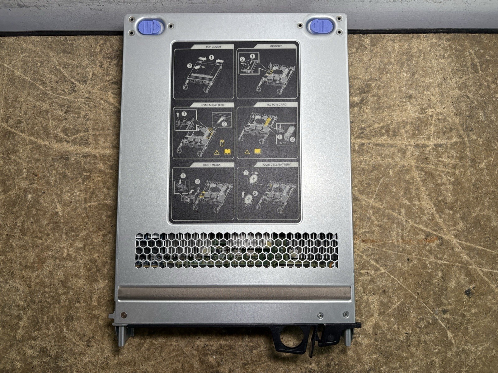 NetApp X3219A FAS2700 Series Controller w/o Memory 111-03964+C2