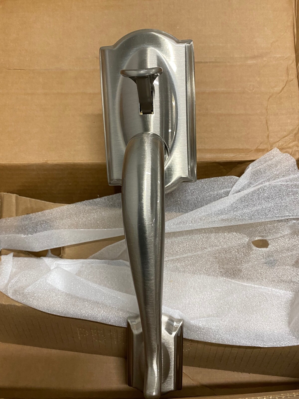 Schlage FE285 CAM 619 ACC CAM Camelot Entry Door Handle Set & Accent Door Lever