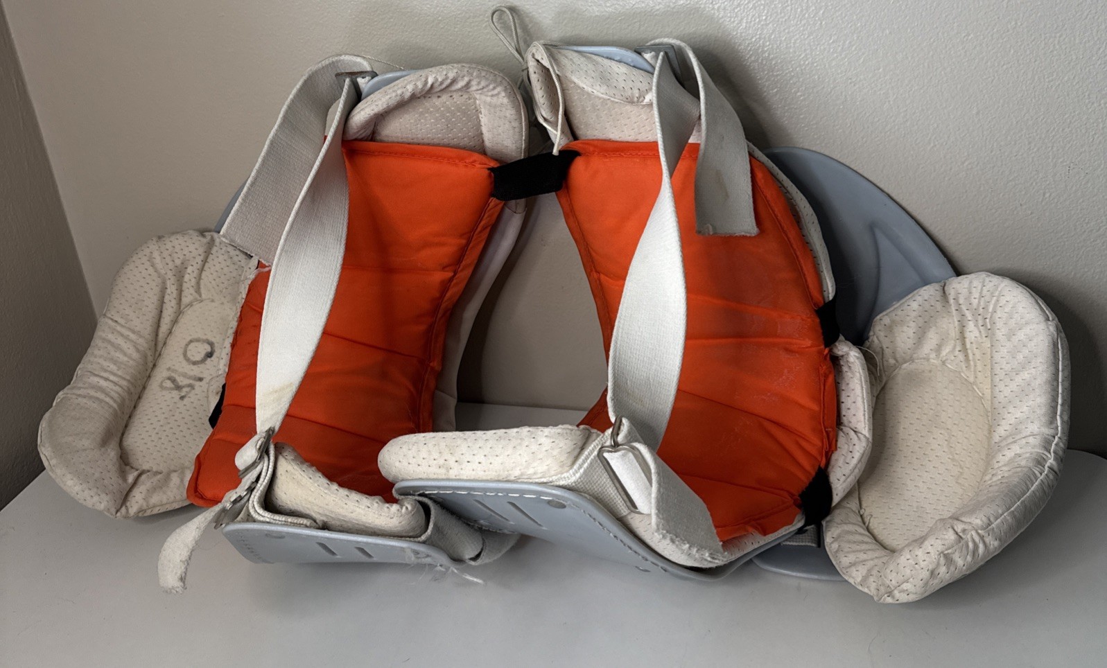 Wilson F3241 66”I” Football Shoulder Pads Regular Vintage CX Made In USA