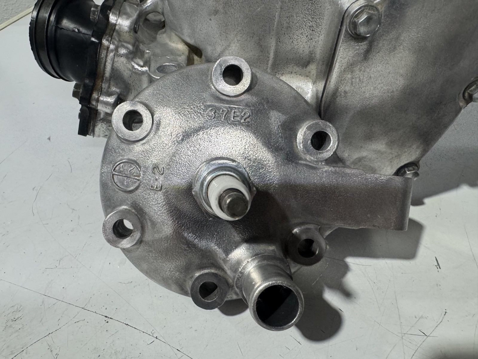 1996-2000 (00) SUZUKI RM250 OEM ENGINE CYLINDER JUG TOP END head powervalve