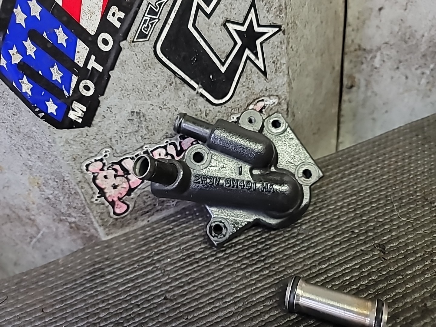 2003 2004 03-04 Ford Mustang SVT Cobra 4.6 Supercharger Intercooler Adapter 32V