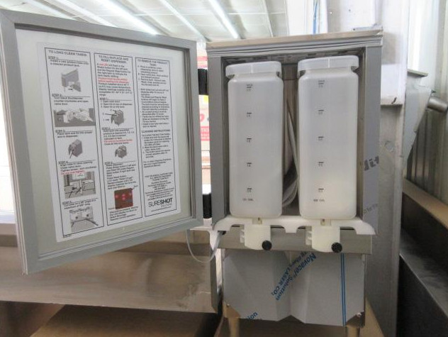 Baskin Robbins SURESHOT Refrigerated Milk/Cream Liquid Dispenser AC20 AC220-FP-8