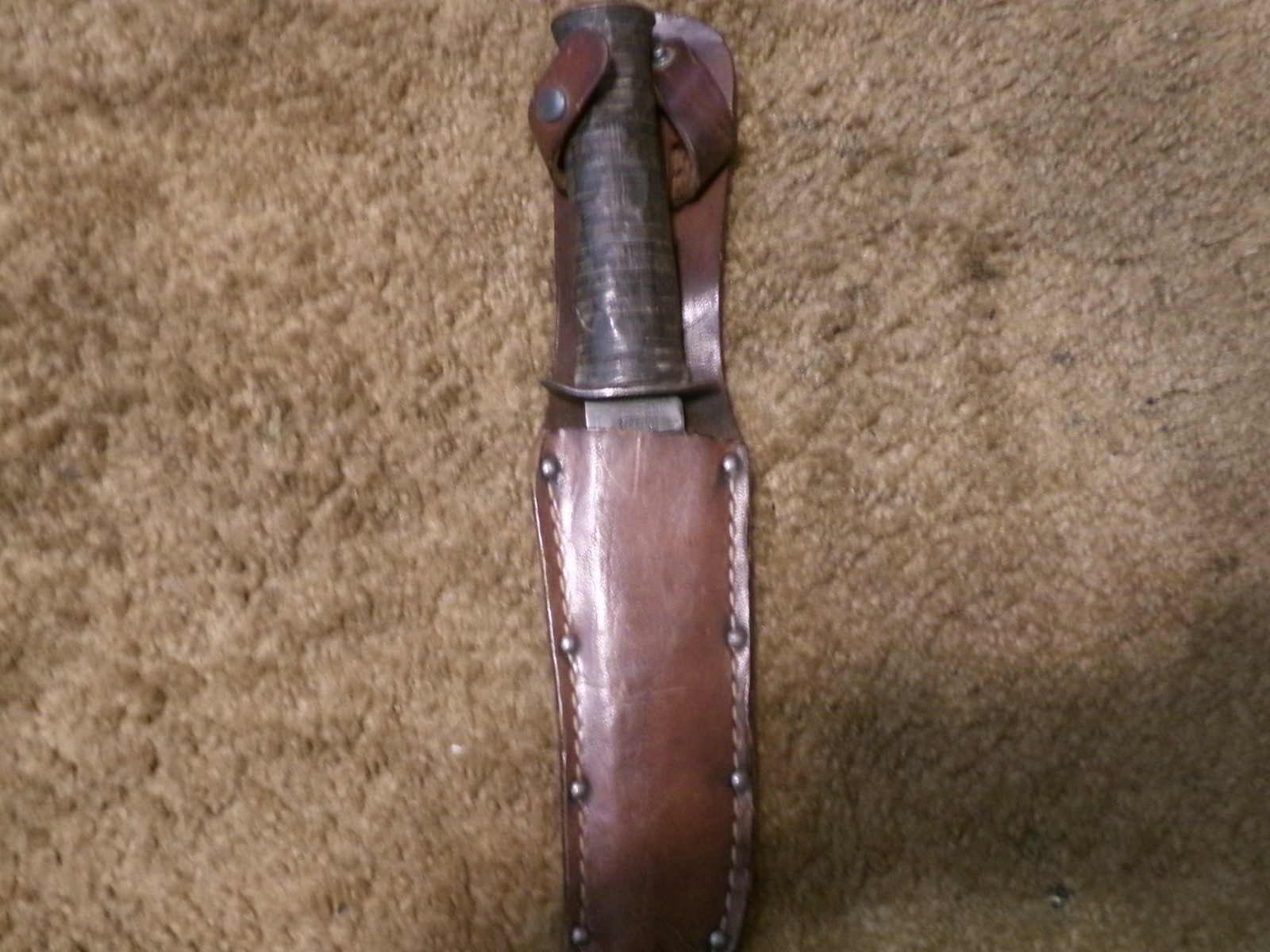 Vintage WWII Queen City Fighting Knife & Leather Sheath Nice