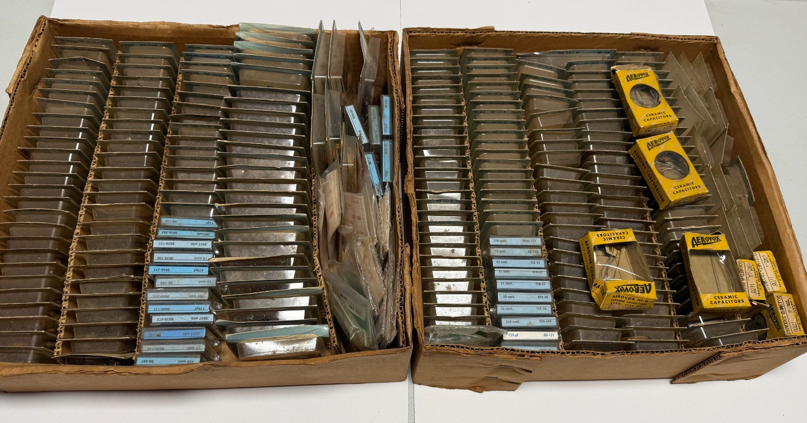 290 Packages NOS Centralab Ceramic Disc & Ceramic Tubular ‘Dogbone’ Capacitors