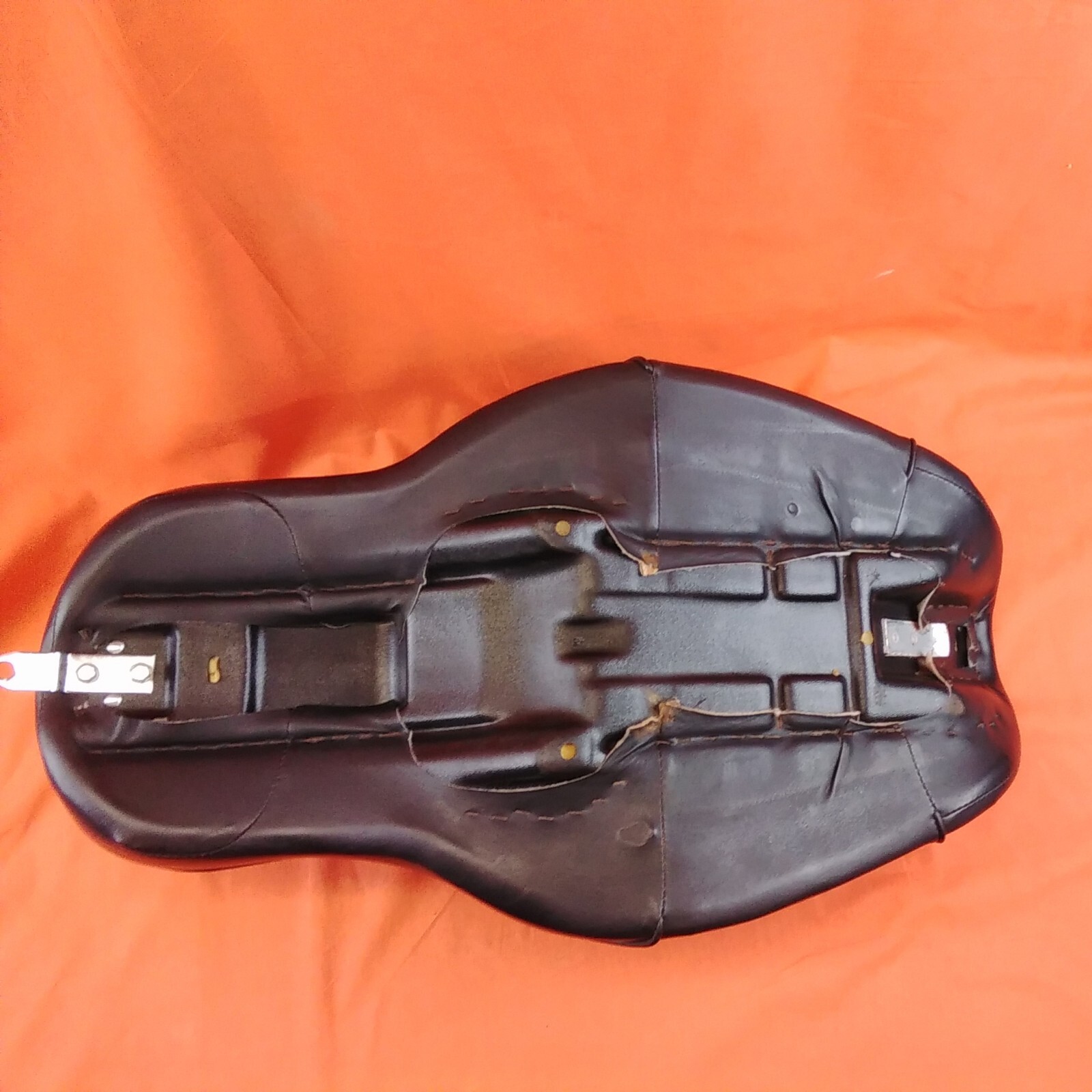 HARLEY-DAVIDSON GENUINE DYNA SUPERGLIDE 2 UP SEAT FOR '96-'03