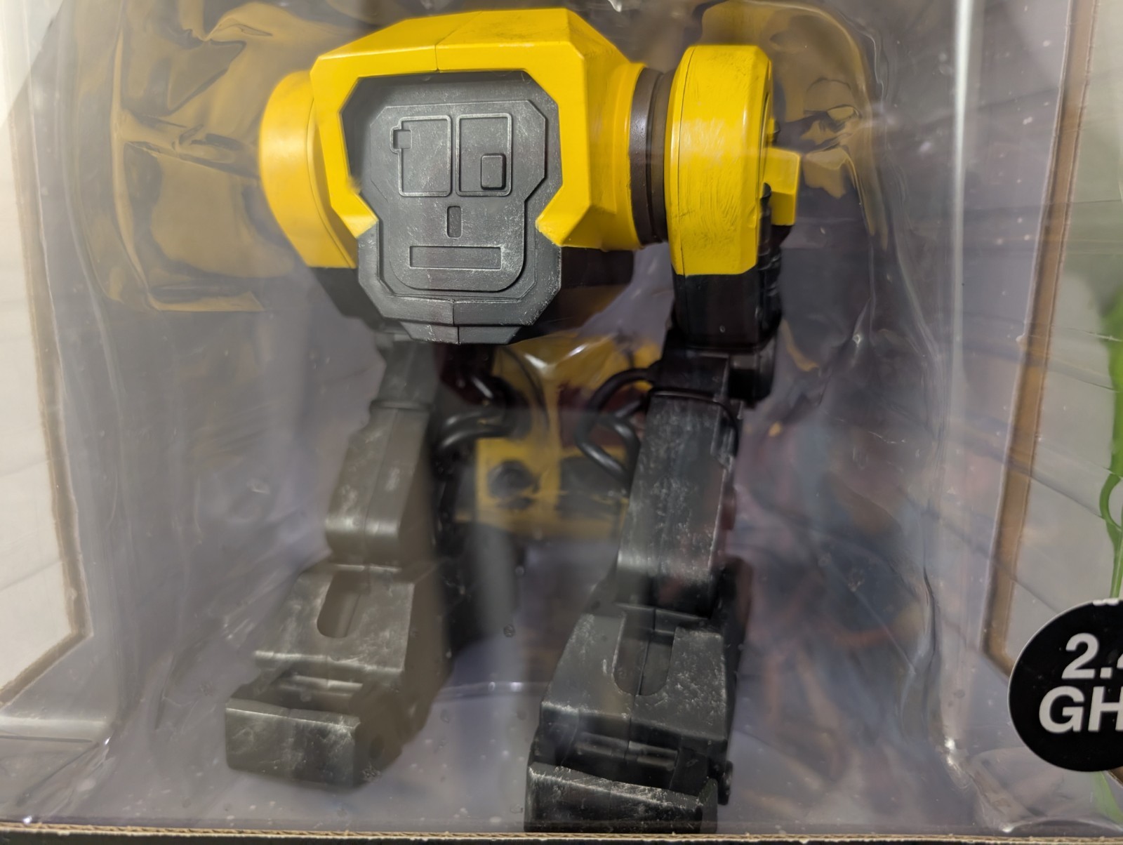 Disney Parks Star Wars Galaxy's Edge Deluxe Remote Control BD Unit Droid 2.4 GHz