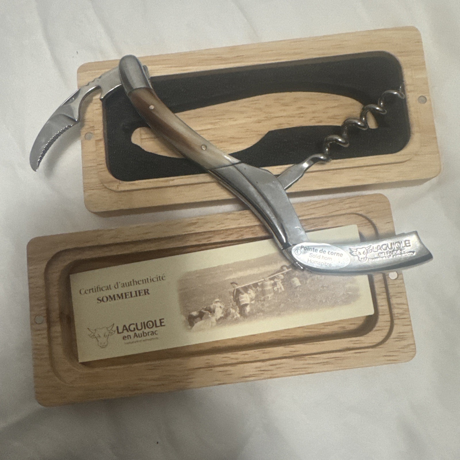 Laguiole En Aubrac Sommelier Waiter's Corkscrew Wine Opener Solid Horn Handle