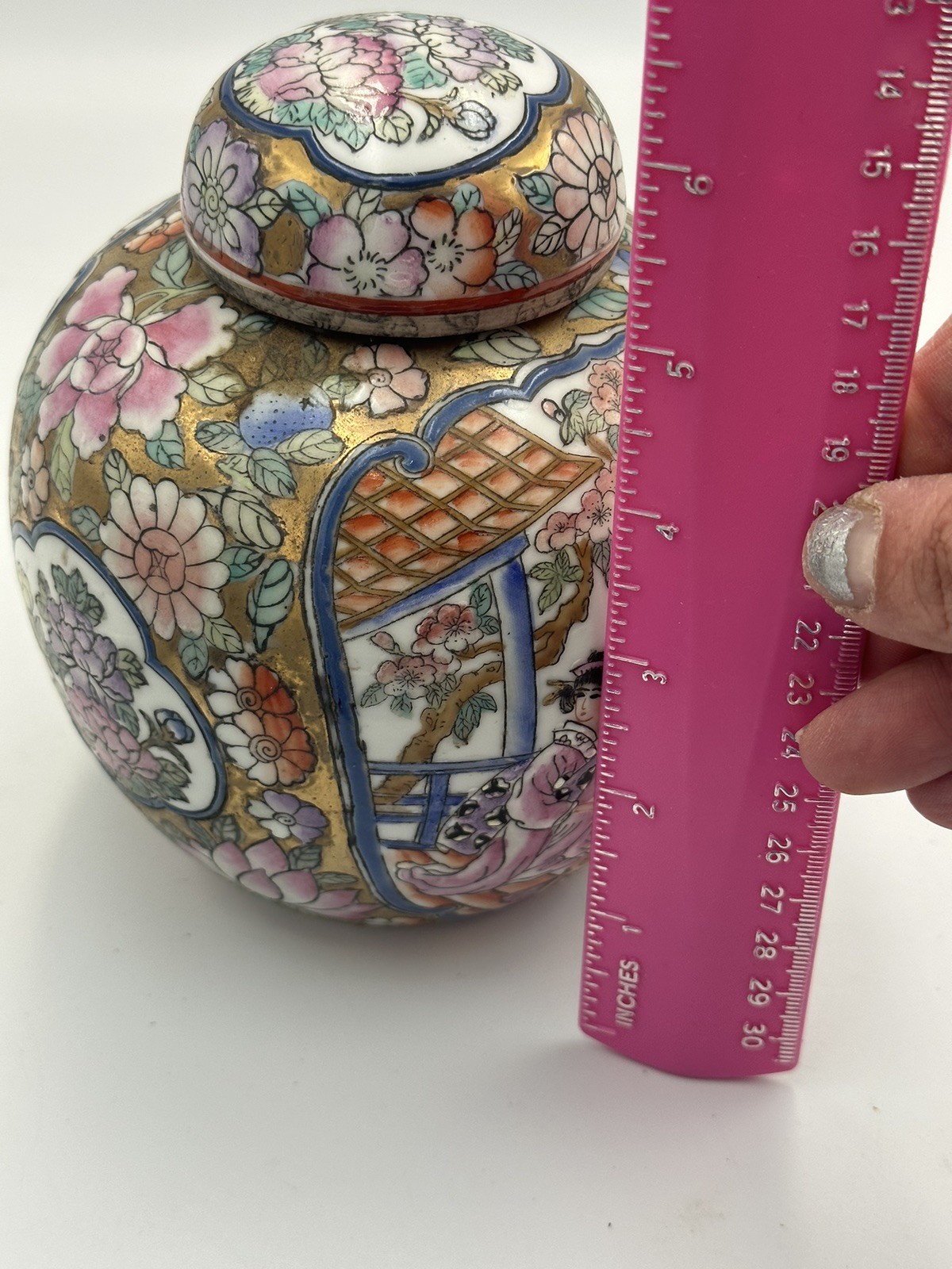 Vintage Chinese Ginger Jar w Lid Famille Rose Gold Satsuma Style Moriage 1960s