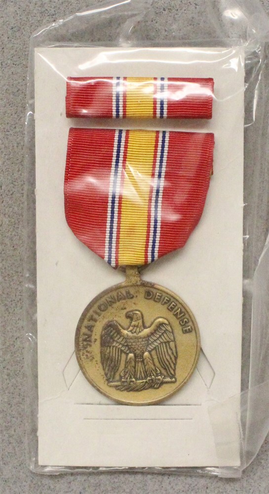 National Defense Medal, set in 1993 box - US Military 0142