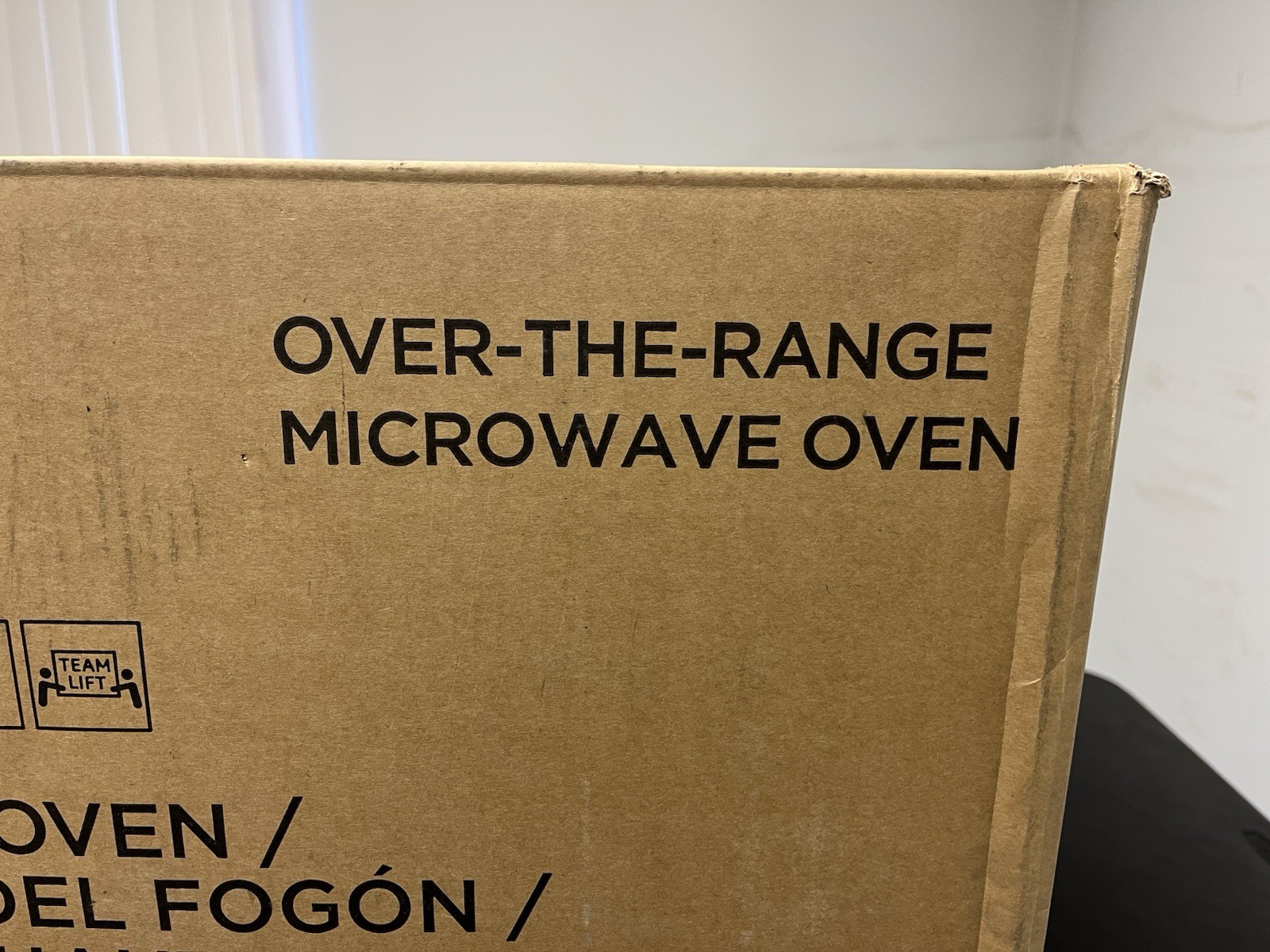 GE 1.9 cu. ft. Over-the-Range Microwave with Sensor Cooking White - JWM7195DKWW