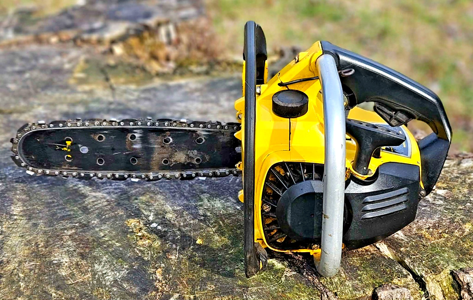 McCulloch Mac 110 Chainsaw Good Compression & Spark VTG Needs Carb rebuild