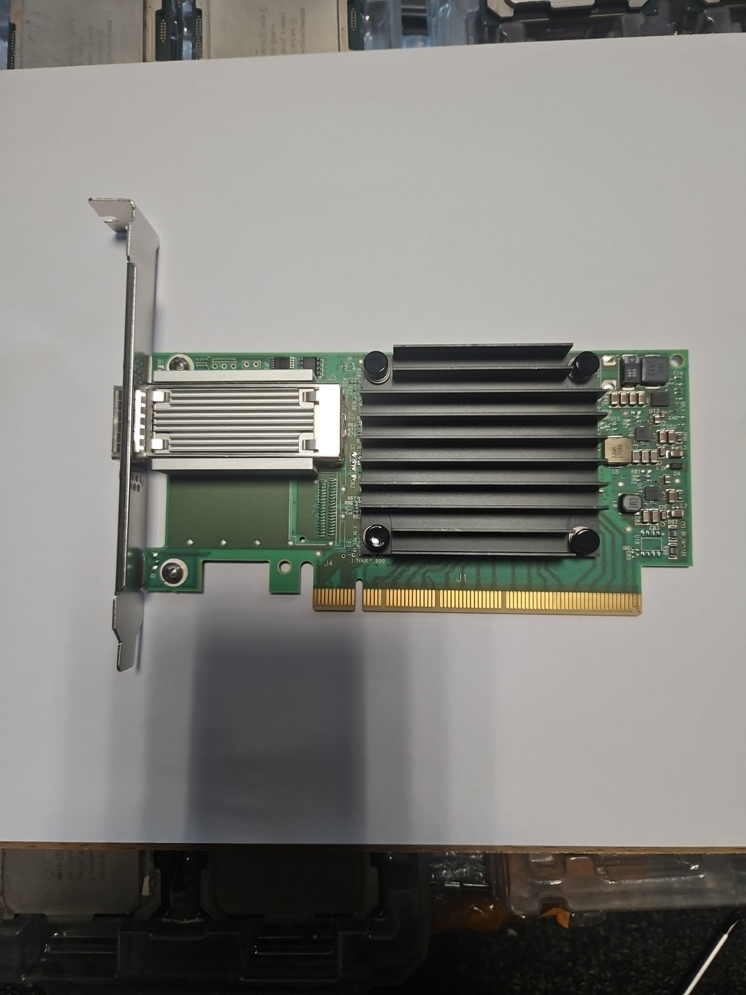 HPE 825110-B21 / 825315-001 / 828107-001 HPE 1-Port 100Gb 840QSFP28 A CX455A