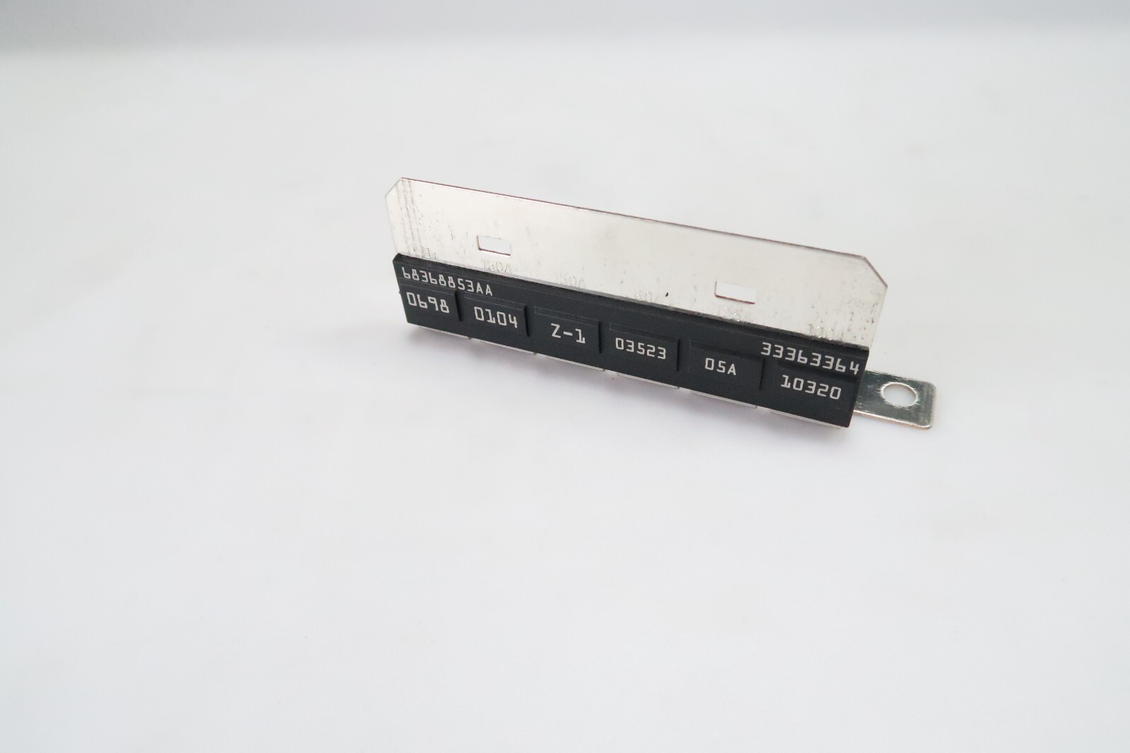 68368853AA for 2018-2023 JEEP WRANGLER JL Z Case Fuse Array