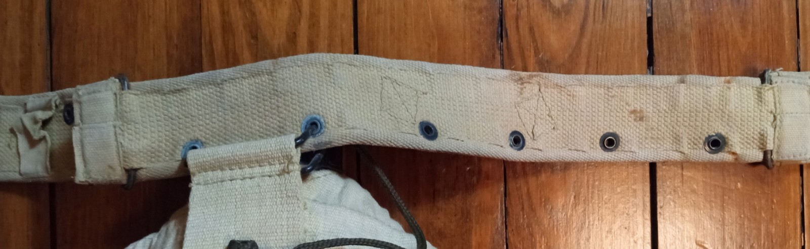 Iraqi Equipment Belt & Canteen w Cup & Cover Brit Patt 44 Khaki Lot 70s 90s OIF