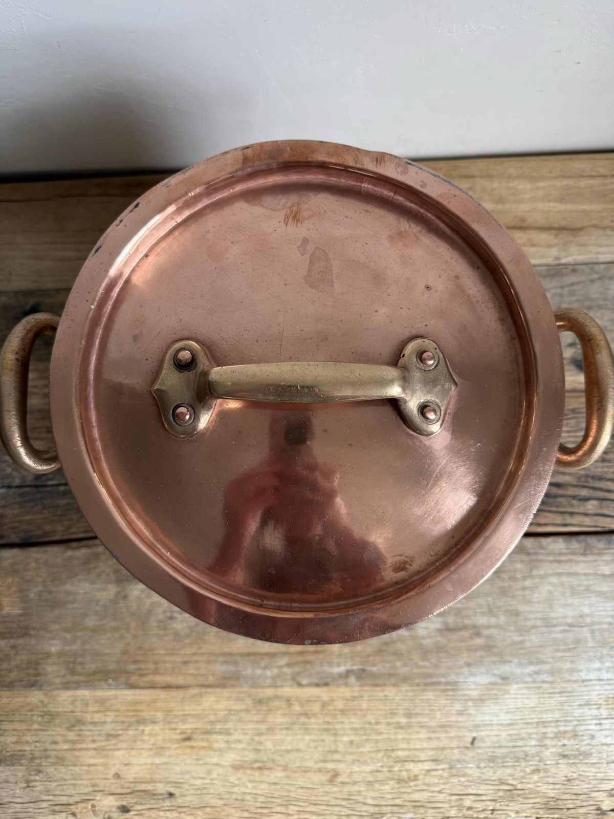 Gorgeous Hand Hammered Antique Copper Stock Pot with Lid - Dovetailed - 22cm