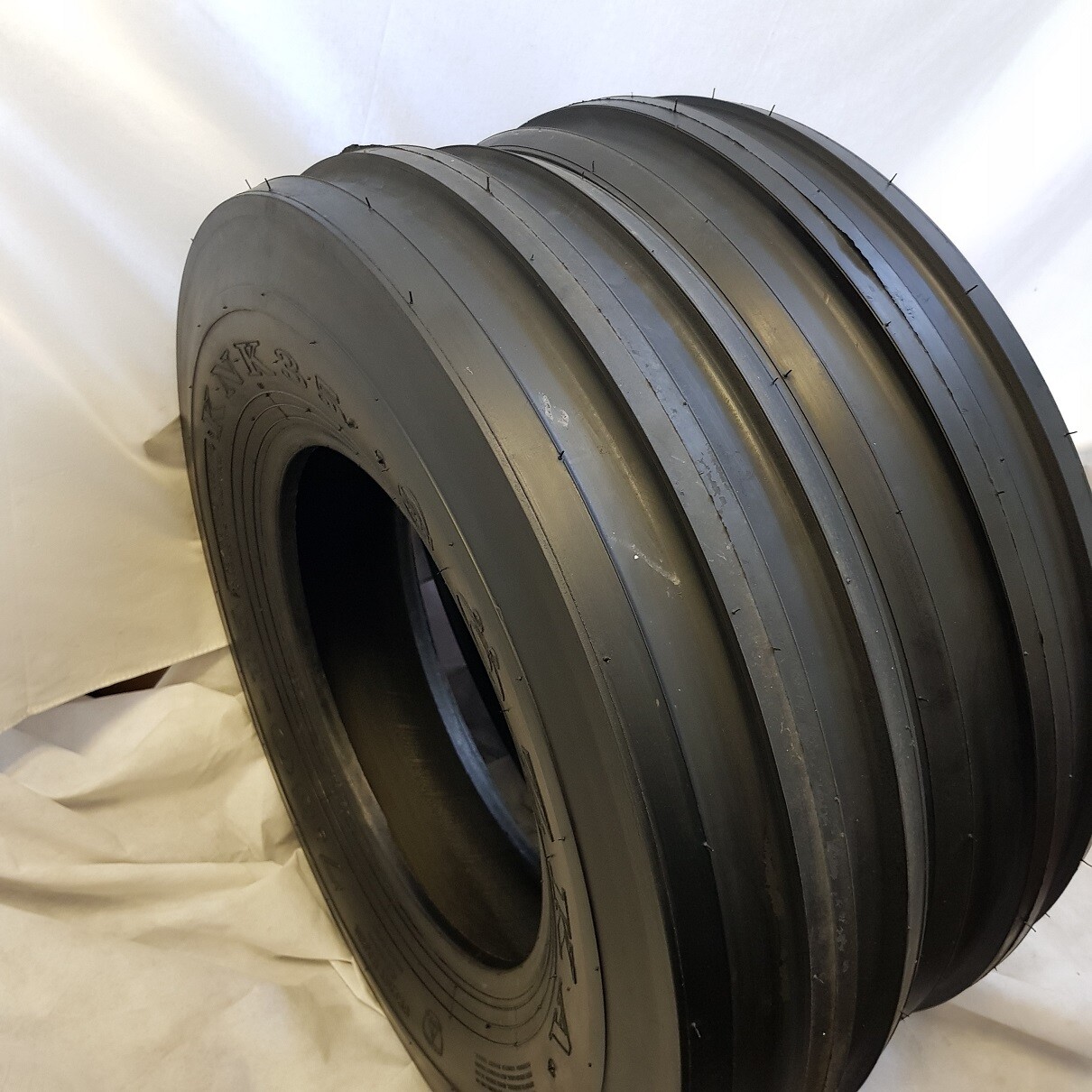 7.50-16 (2 TIRES + 2 TUBES) 8 PLY ROAD CREW KNK-35 3-Rib Farm Tractor 7.50x16