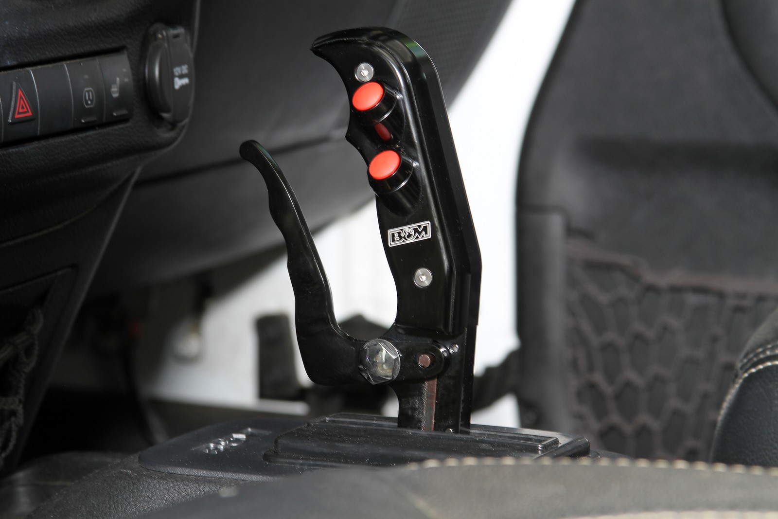 B&M 81162 Magnum Grip Pro Stick Automatic Console Shifter