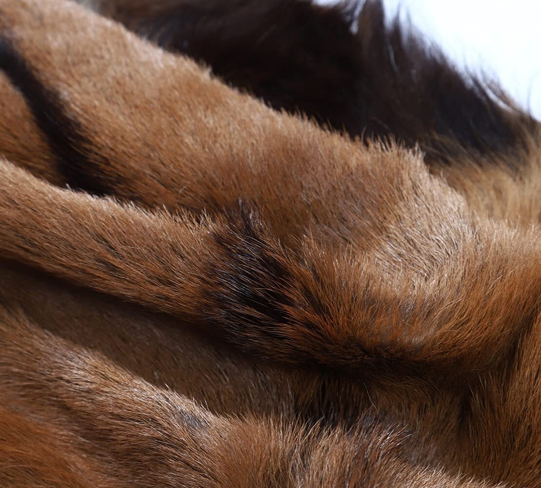 1 Piece Real Goat Skin Pelt Rug Hide Soft Tanned Leather for Craft Garment Decor