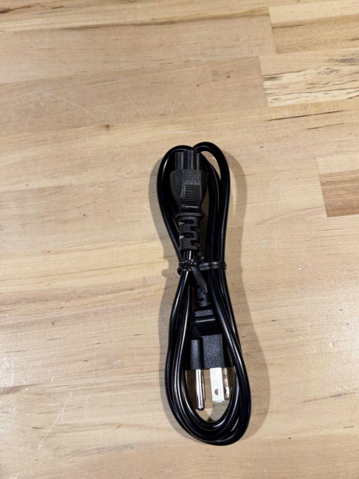 PRONK TECHNOLOGIES SIMCUBE SC-5 PATIENT SIMULATOR W/CHARGER (TESTED)