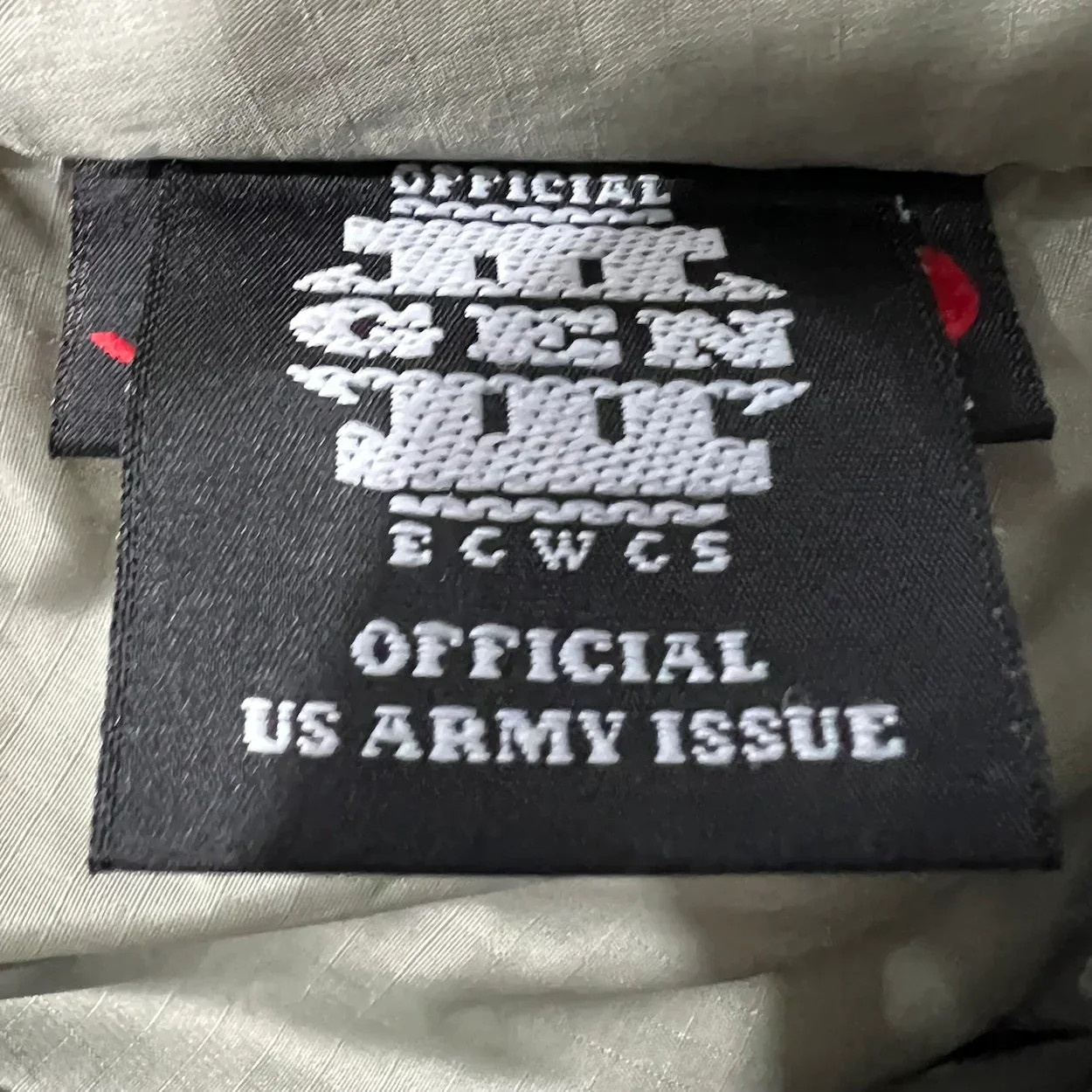 US Army Pants Generation III Extreme Cold Weather Level 7 PrimaLoft Damaged