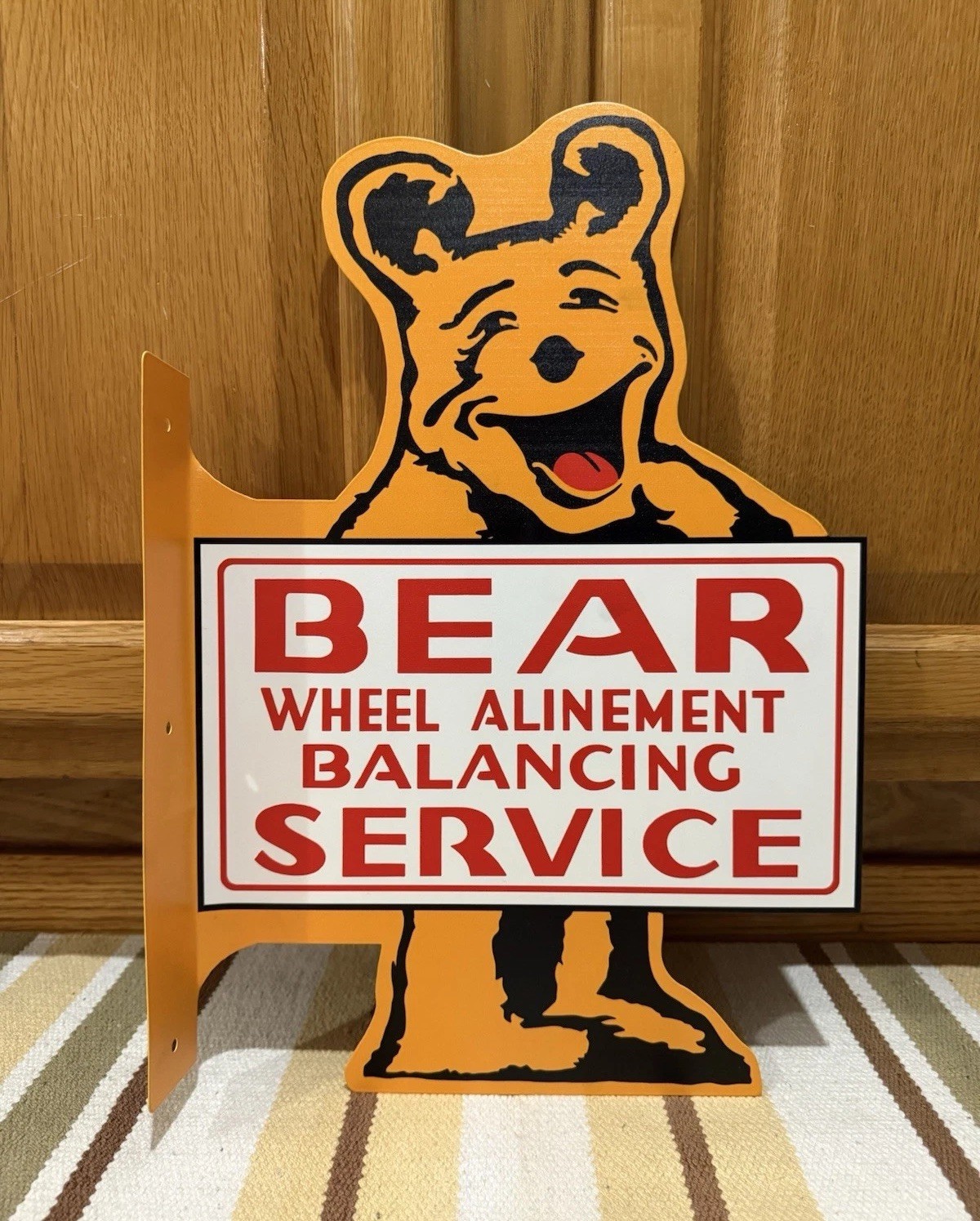 Bear Alignment Flange Sign Wheel Alinement Double Sided Vintage Style Wall Decor