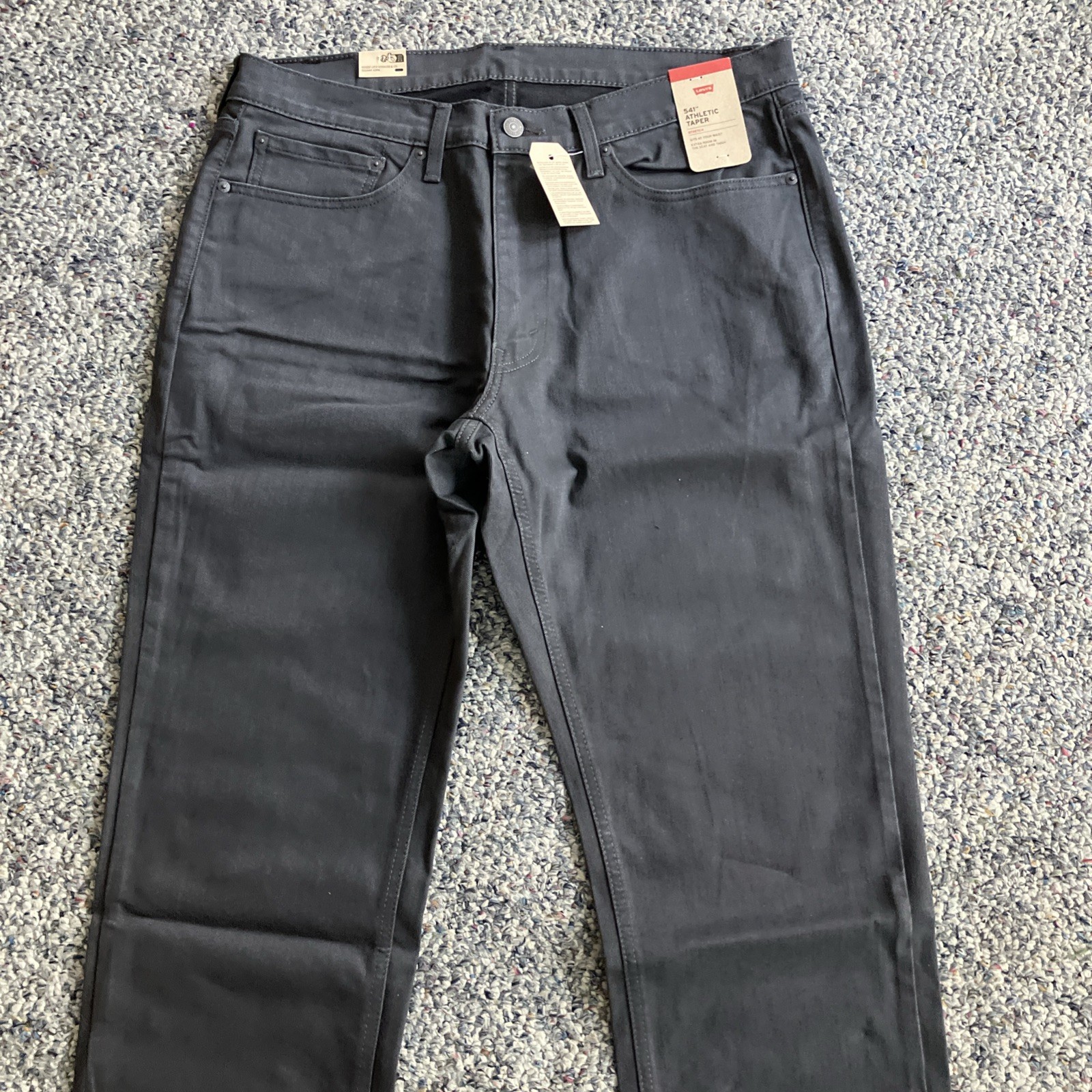NWT Men’s Levis 541 Athletic Taper Taper Stretch Very Dark Gray Jeans 33”x32”