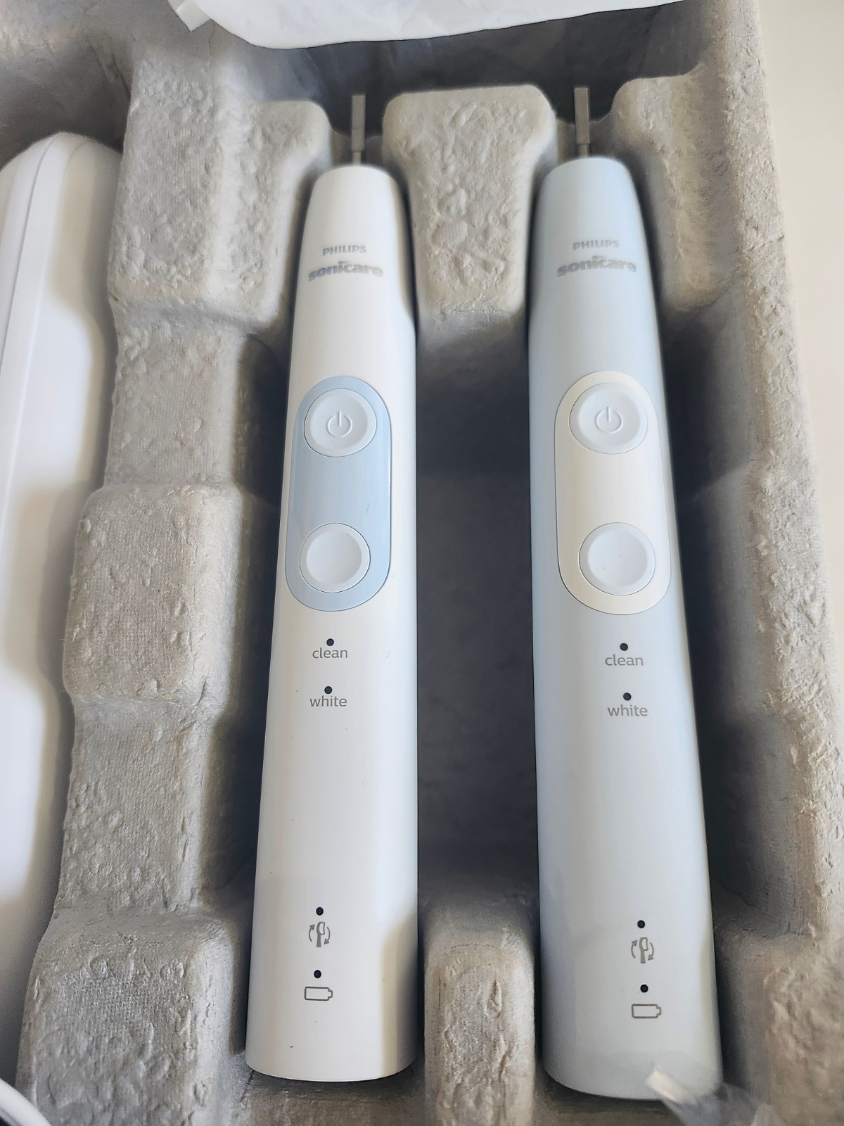 Philips Sonicare Optimal Clean Toothbrush 2 Pack Please Read